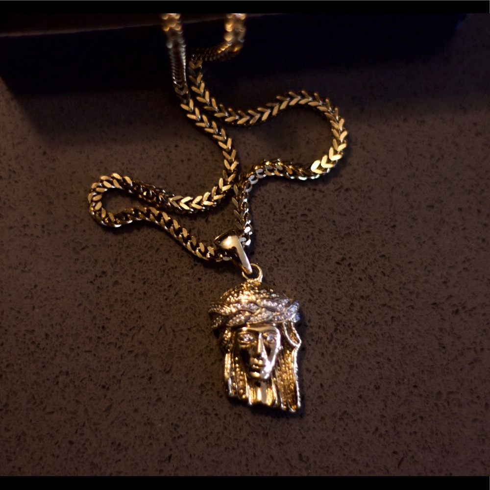 Gold Plated Jesus Pendant On 28in Necklace